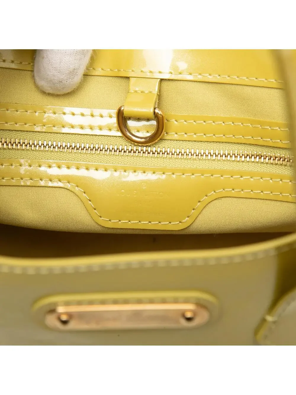 Louis Vuitton Vernis Wilshire Pm Pre- #361177L63B